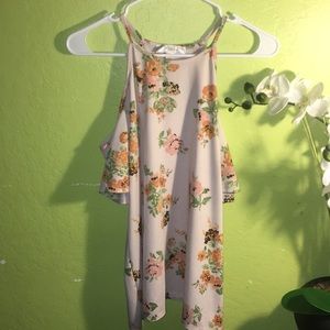 Beautiful floral shirt , NO STAINS LIKE NEW